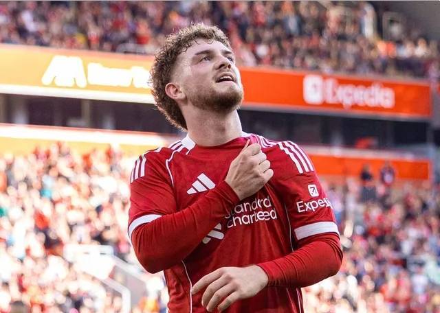 利物浦转会消息：德甲豪门就哈维·埃利奥特的交易进行“接触”